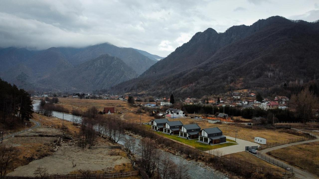 Complex Lunlo Village Brezoi Kültér fotó