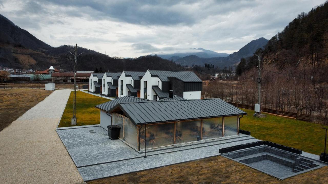 Complex Lunlo Village Brezoi Kültér fotó