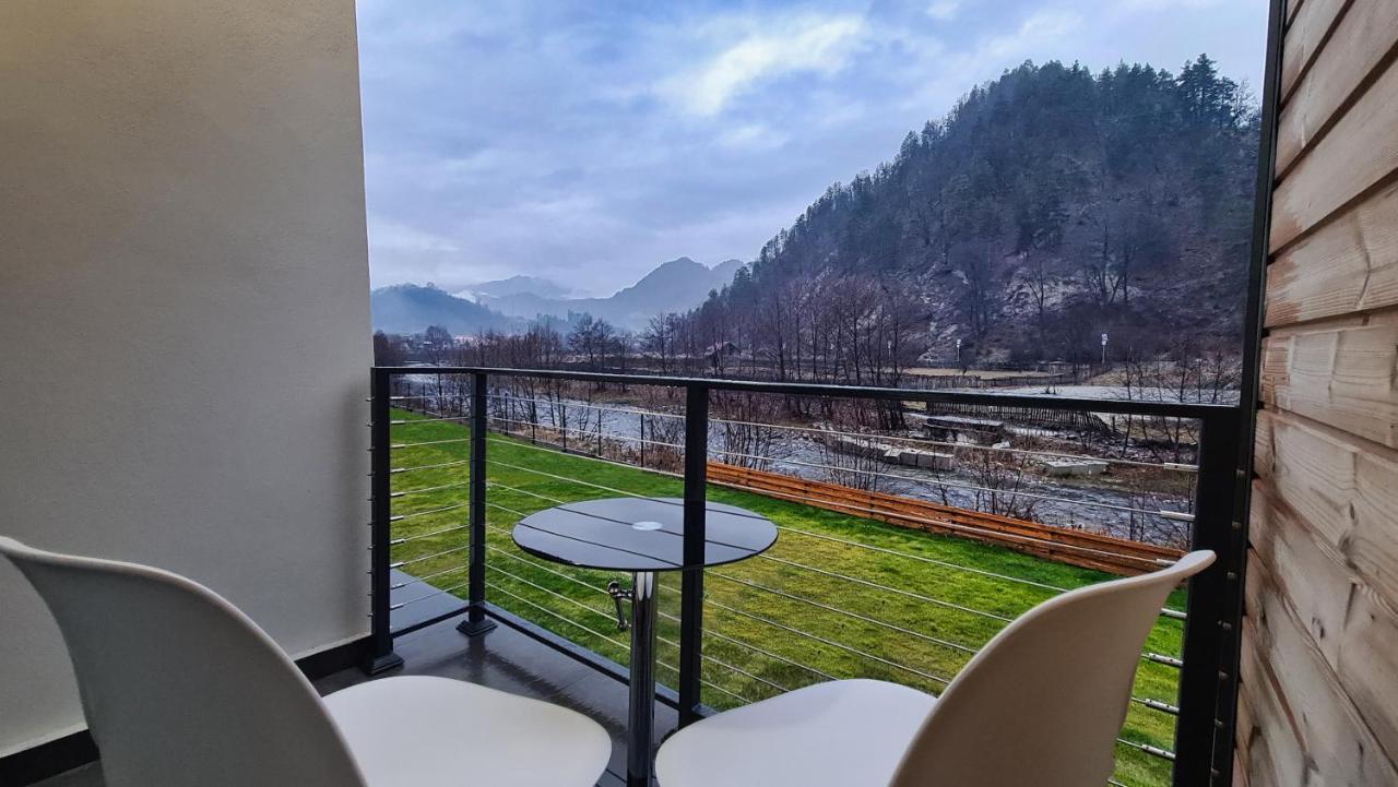 Complex Lunlo Village Brezoi Kültér fotó
