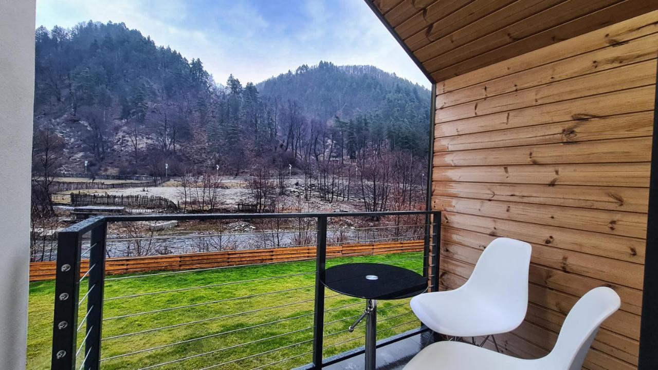 Complex Lunlo Village Brezoi Kültér fotó